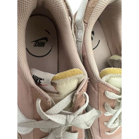 Nike Waffle Debut Men’s Running Shoe  Size 11.5 - Picture 8 of 9